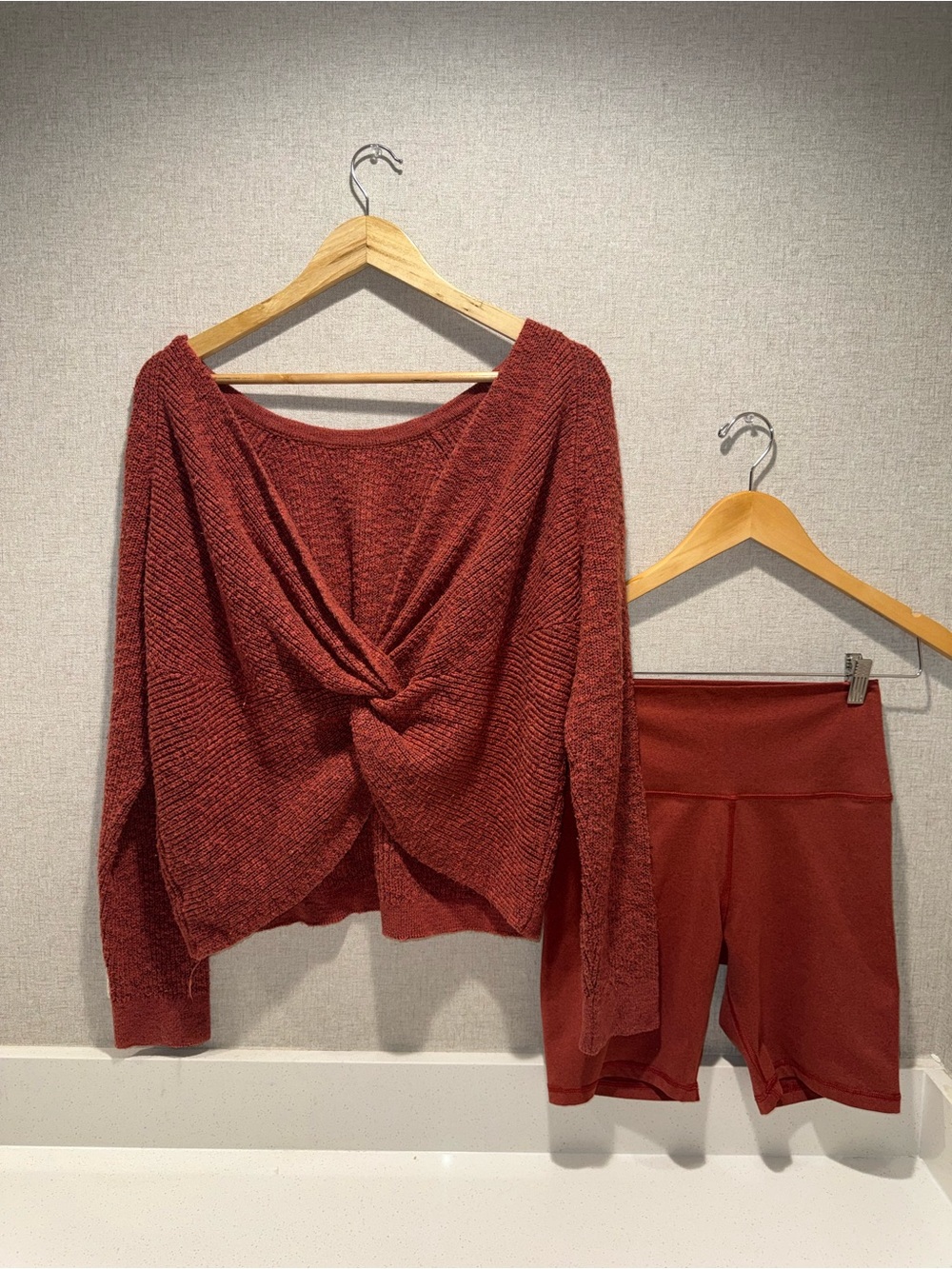 {Aerie} Women's Rust Twist-Front Knit Sweater Biker Short Set